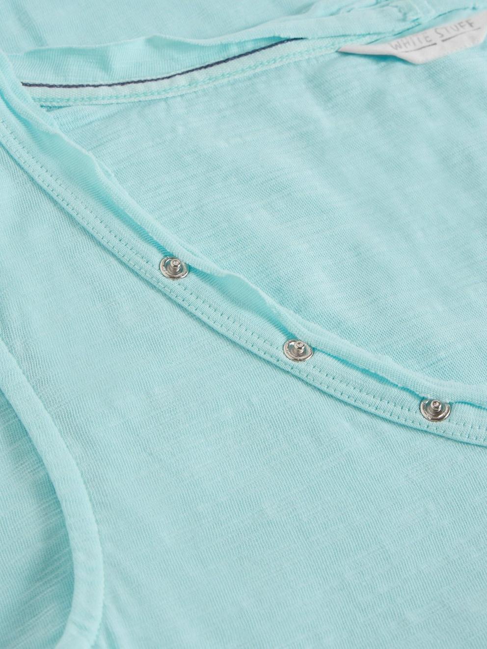 AVA VEST in LGT BLUE - FLAT DETAIL