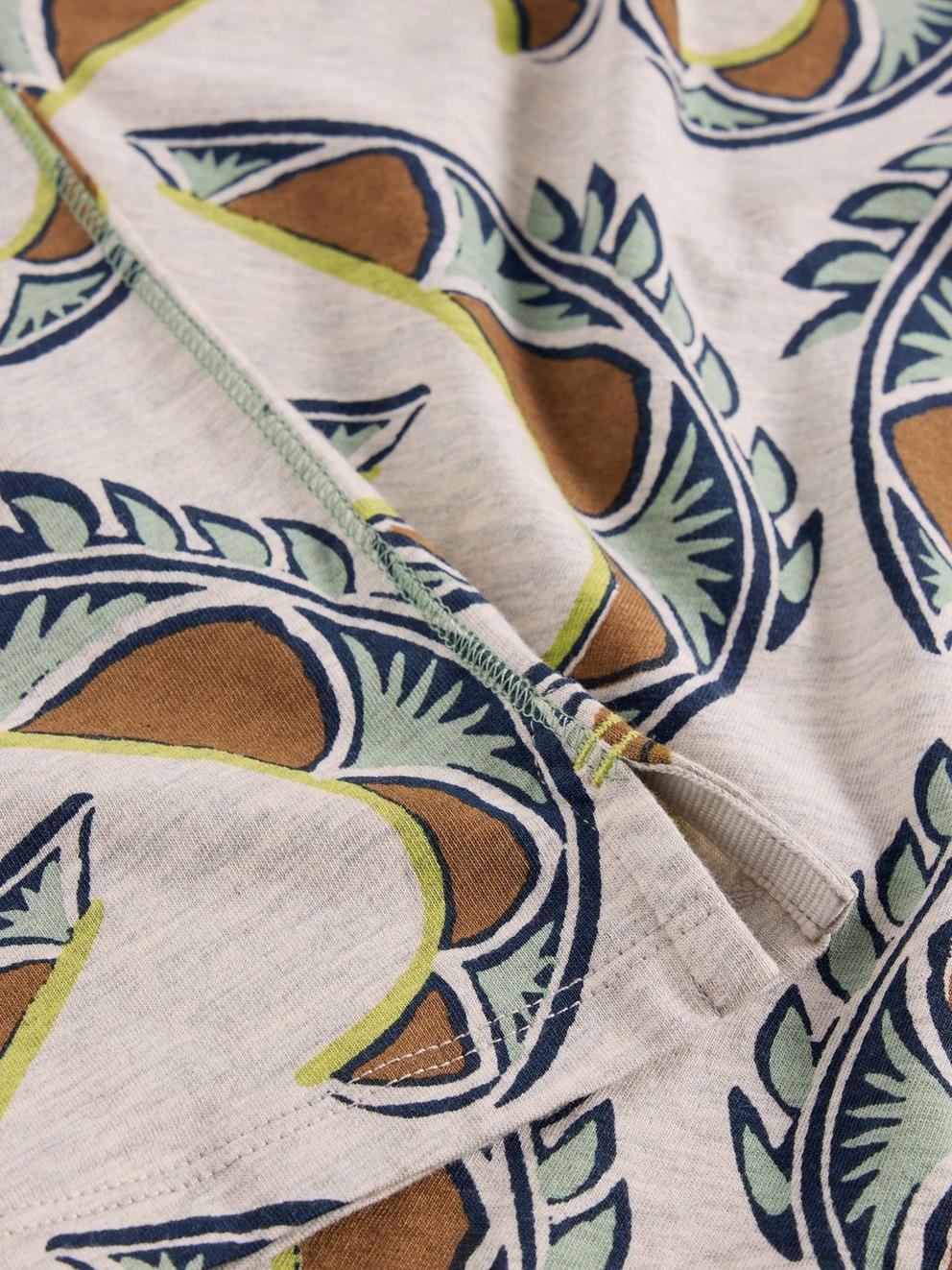 ABBIE SHORT SLEEVE CREW NECK TEE in NAT PR - FLAT DETAIL