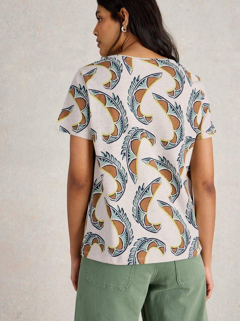 ABBIE SHORT SLEEVE CREW NECK TEE in NAT PR - MODEL BACK