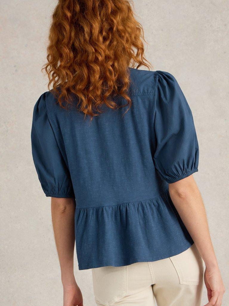 GINA TIE TOP in FR NAVY - MODEL BACK