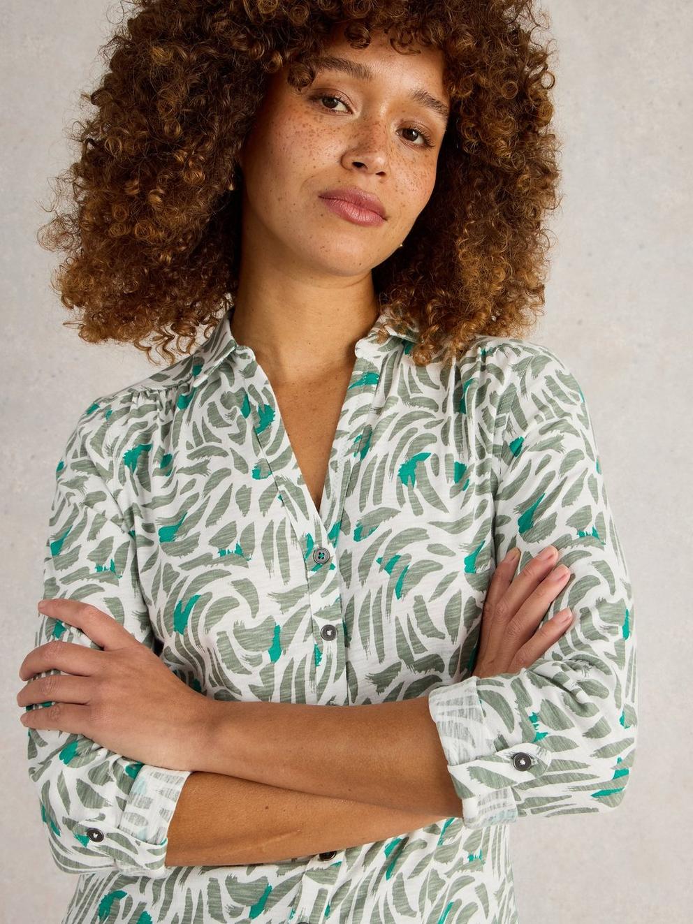 ANNIE LONG SLEEVE JERSEY SHIRT in GREEN MLT - MODEL DETAIL