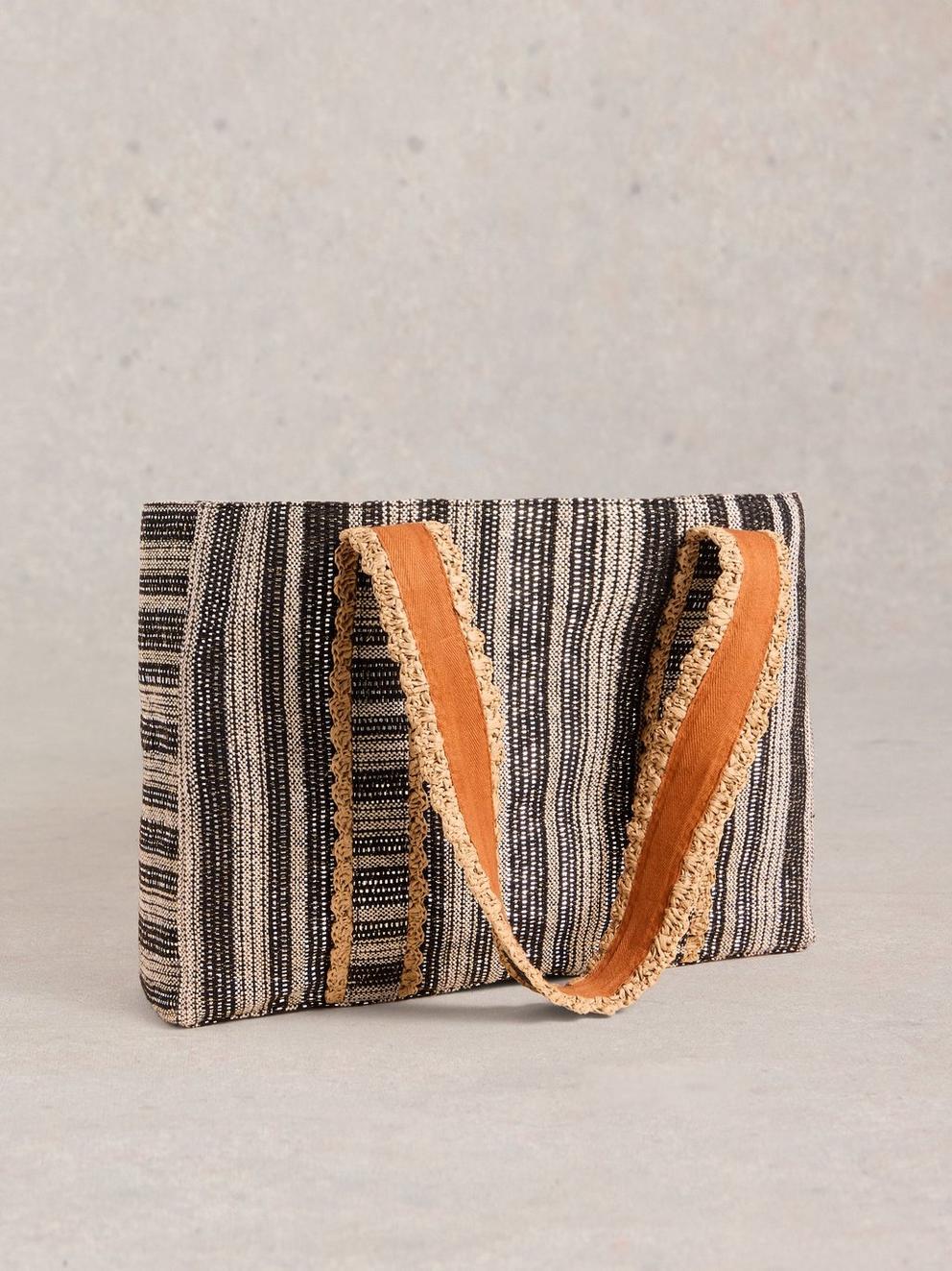 Carla Jacquard Tote Bag in BLK MLT - FLAT BACK