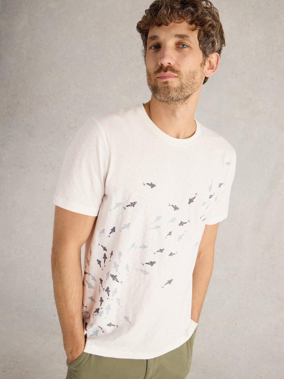 Swimming Fish Graphic Tee in WHITE PR - MODEL DETAIL