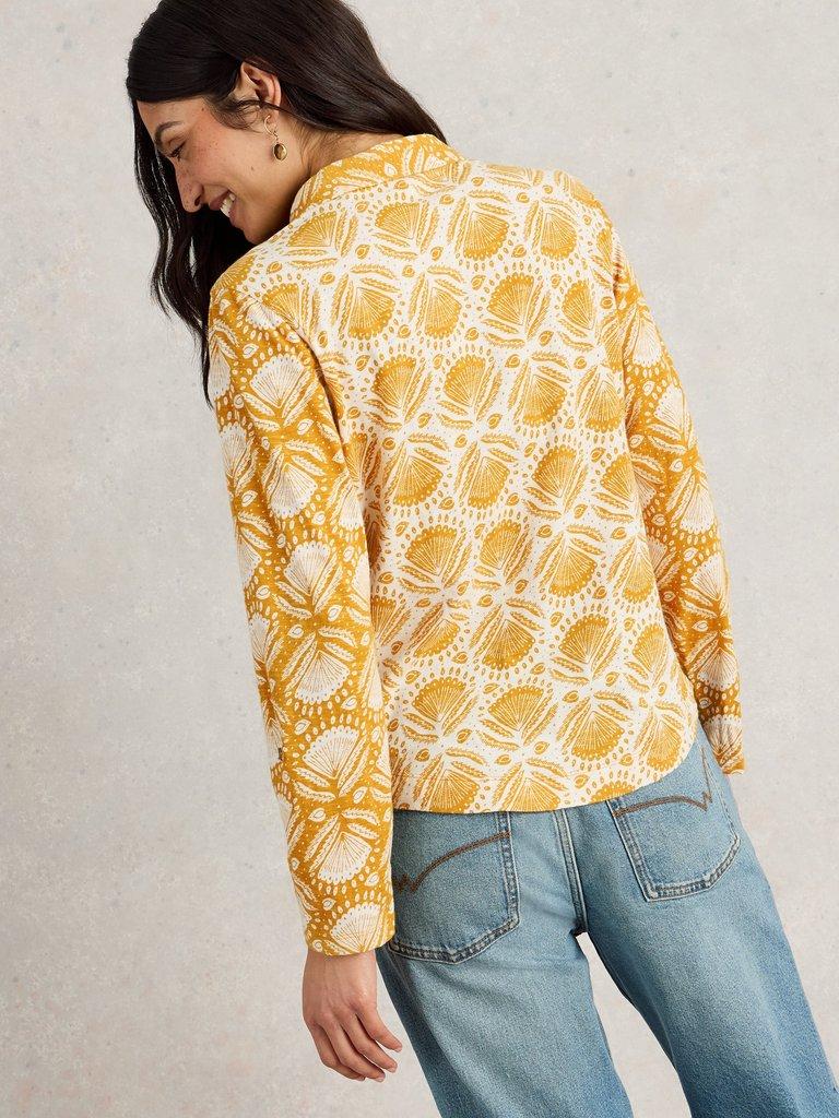 ANNIE JERSEY COLLARED SHIRT in CHART PR - MODEL BACK