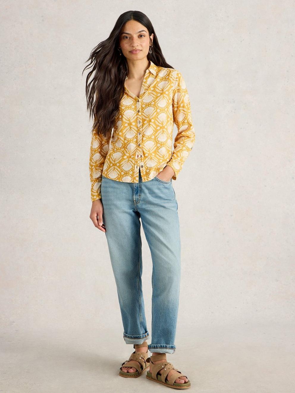 ANNIE JERSEY COLLARED SHIRT in CHART PR - MODEL FRONT