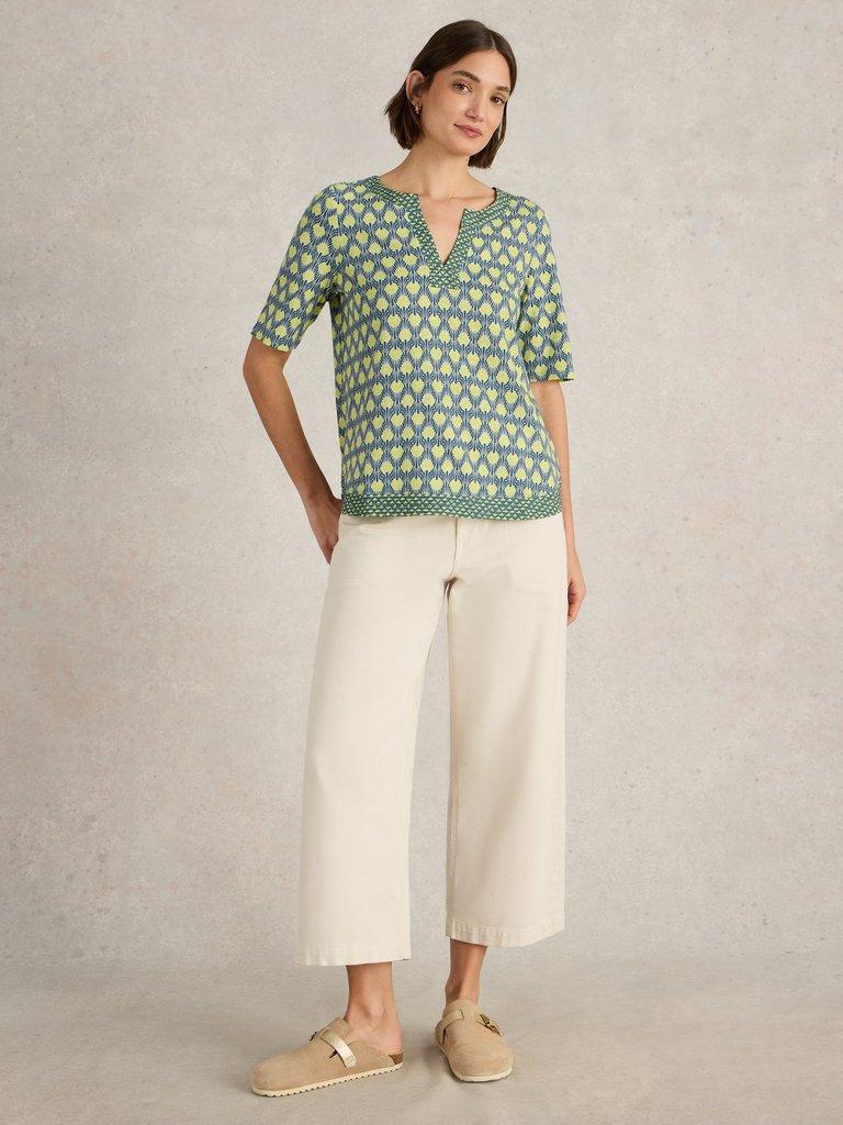 WEAVER NOTCH NECK TOP in NAVY PR - MODEL FRONT