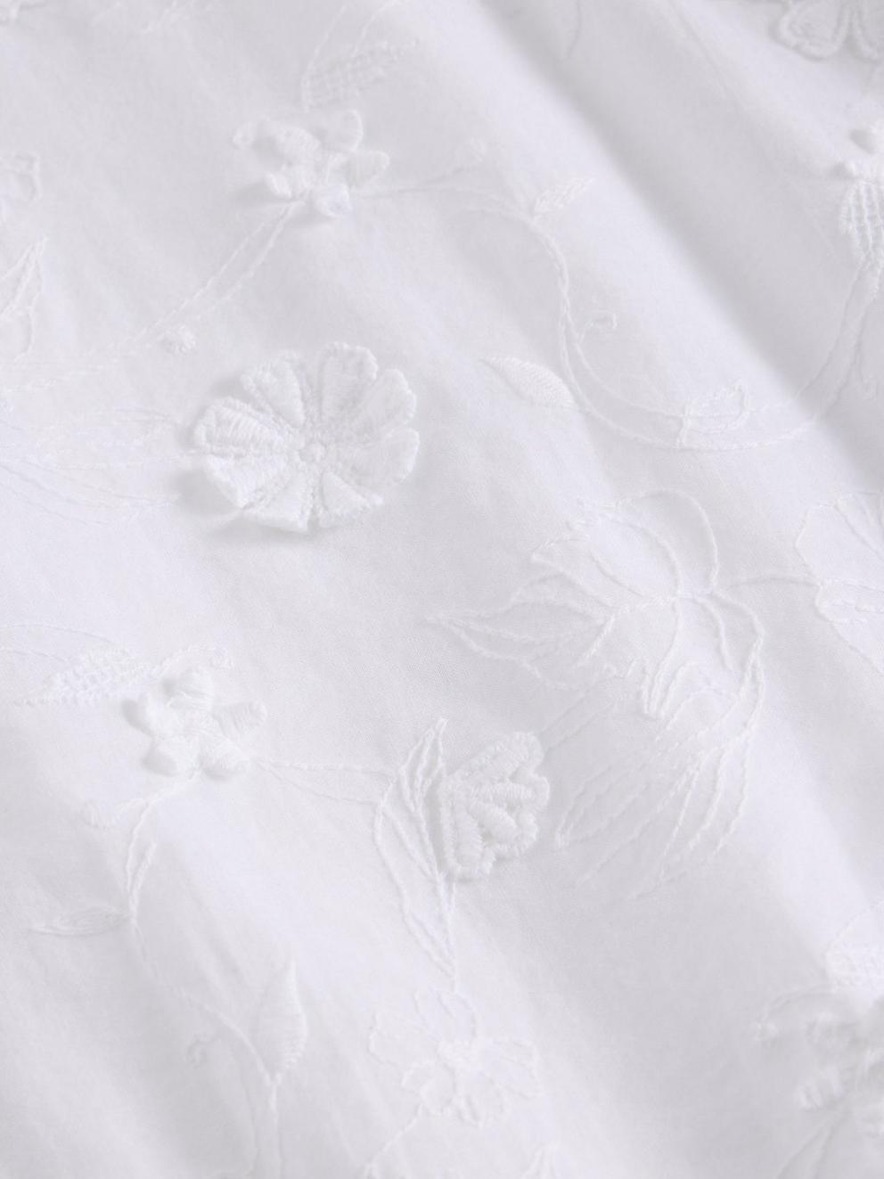 WEAVER BRODERIE TOP in BRIL WHITE - FLAT DETAIL