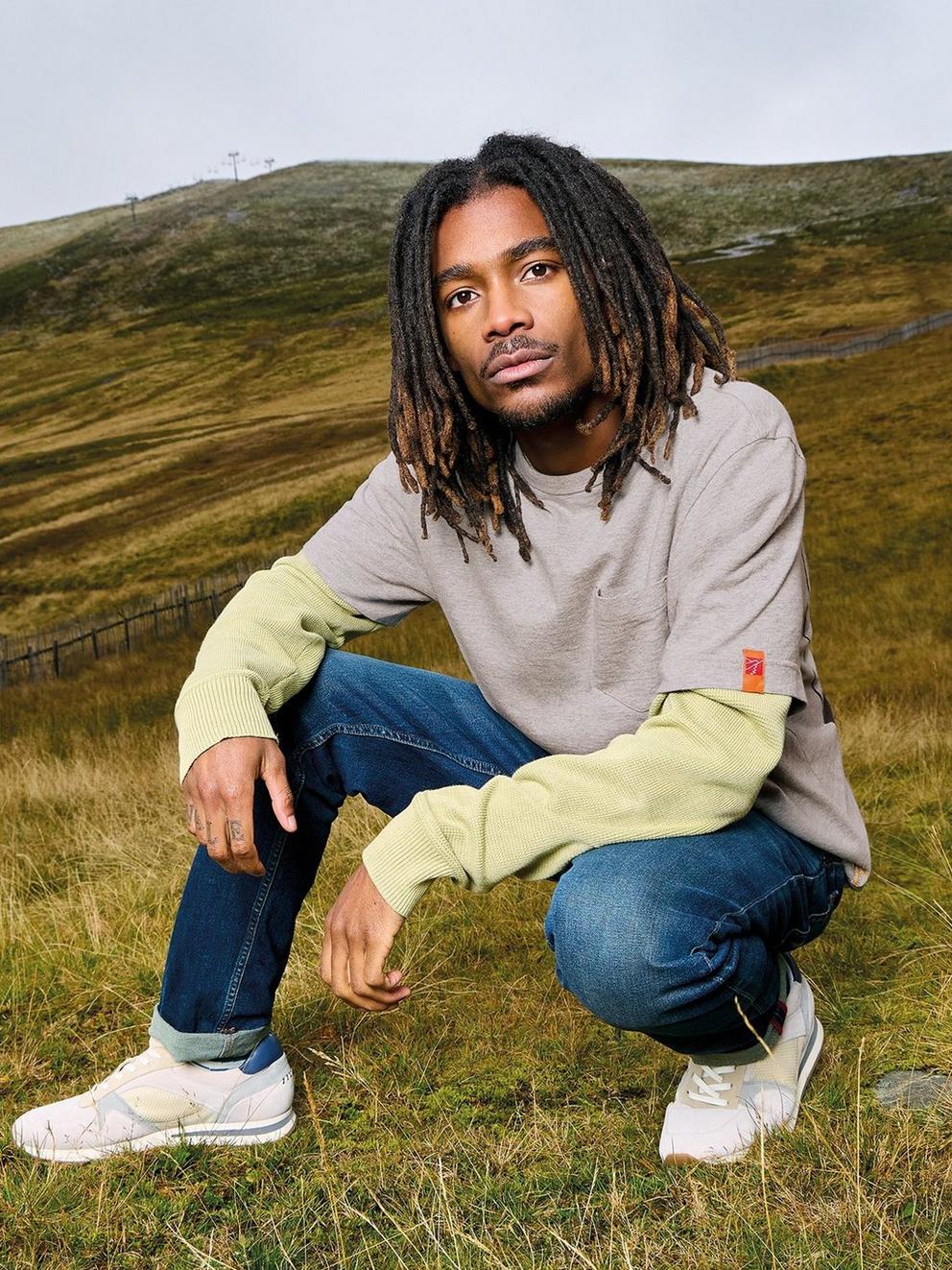 Rewind Graphic Tee in GREY PR - MIXED
