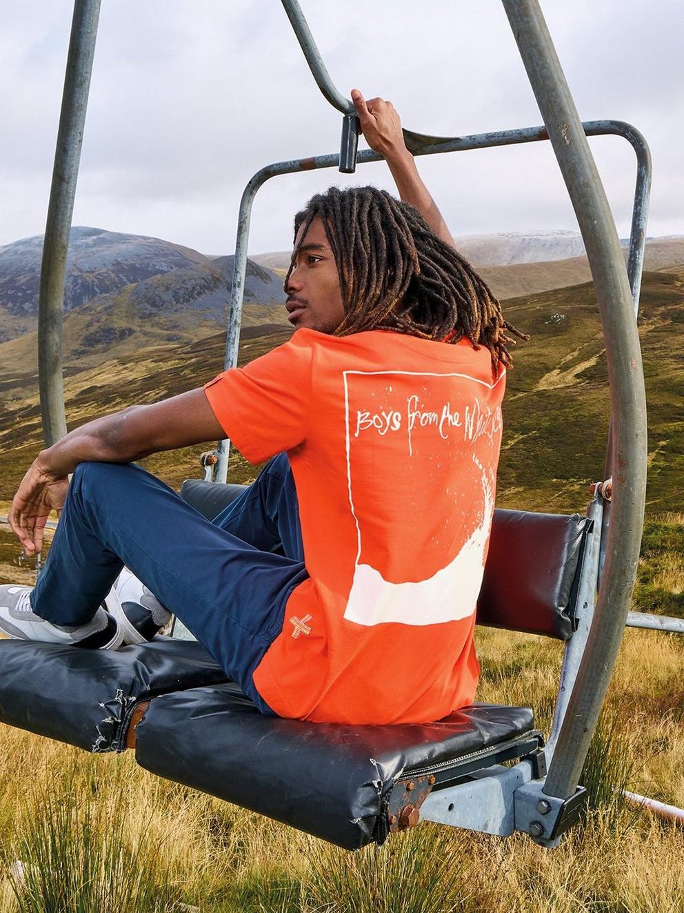 Rewind Graphic Tee in RED PR - LIFESTYLE