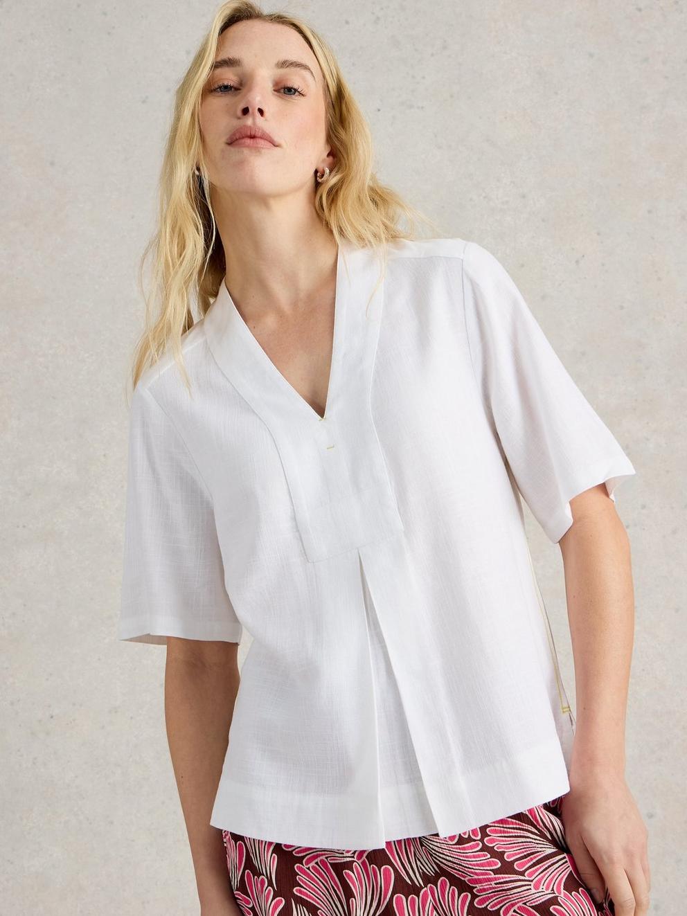 CELIA MIX SS SHIRT in BRIL WHITE - LIFESTYLE