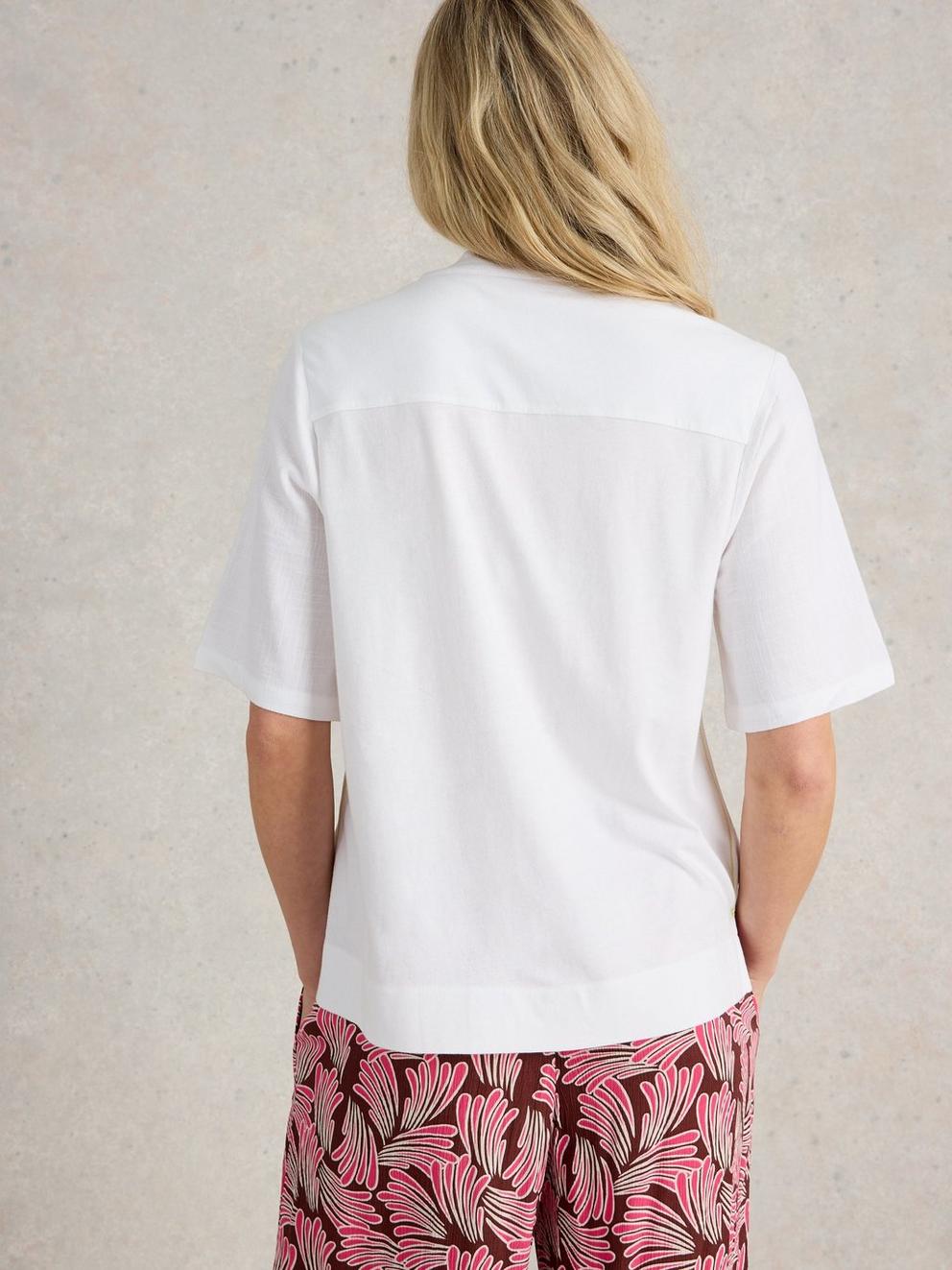 CELIA MIX SS SHIRT in BRIL WHITE - MODEL BACK