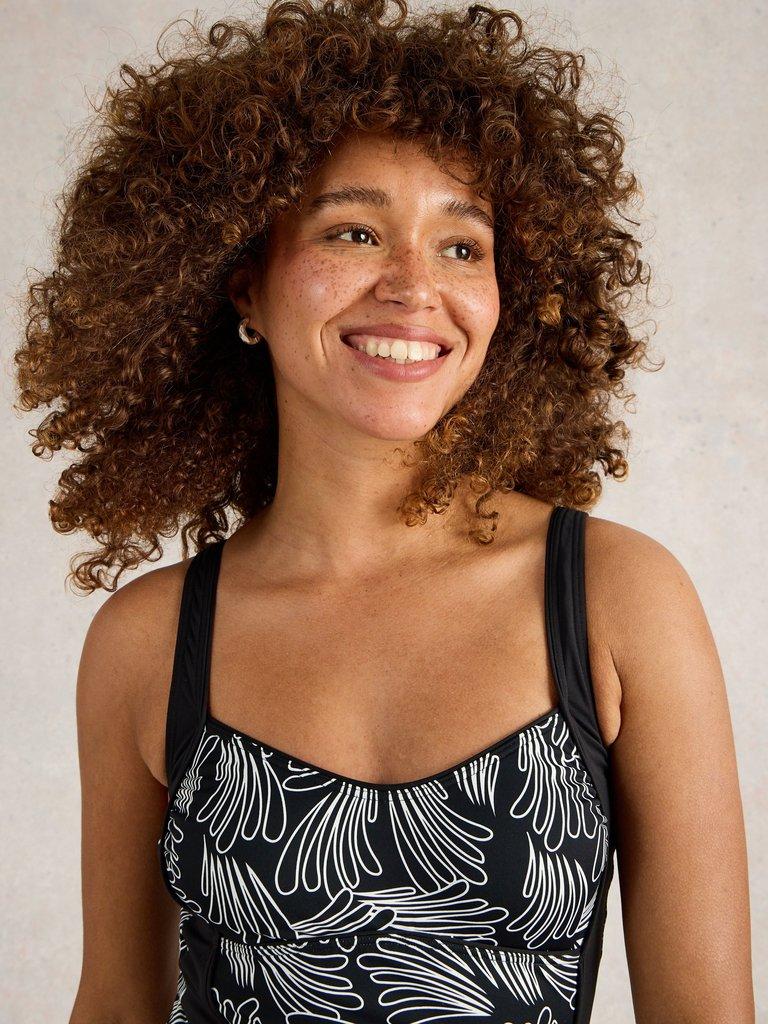 Splash Tankini Top in BLK MLT - LIFESTYLE