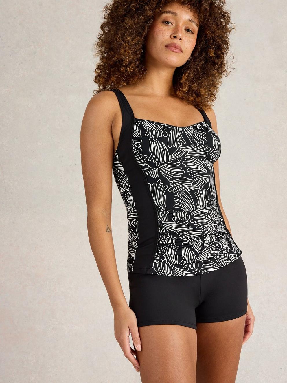Splash Tankini Top in BLK MLT - MODEL DETAIL