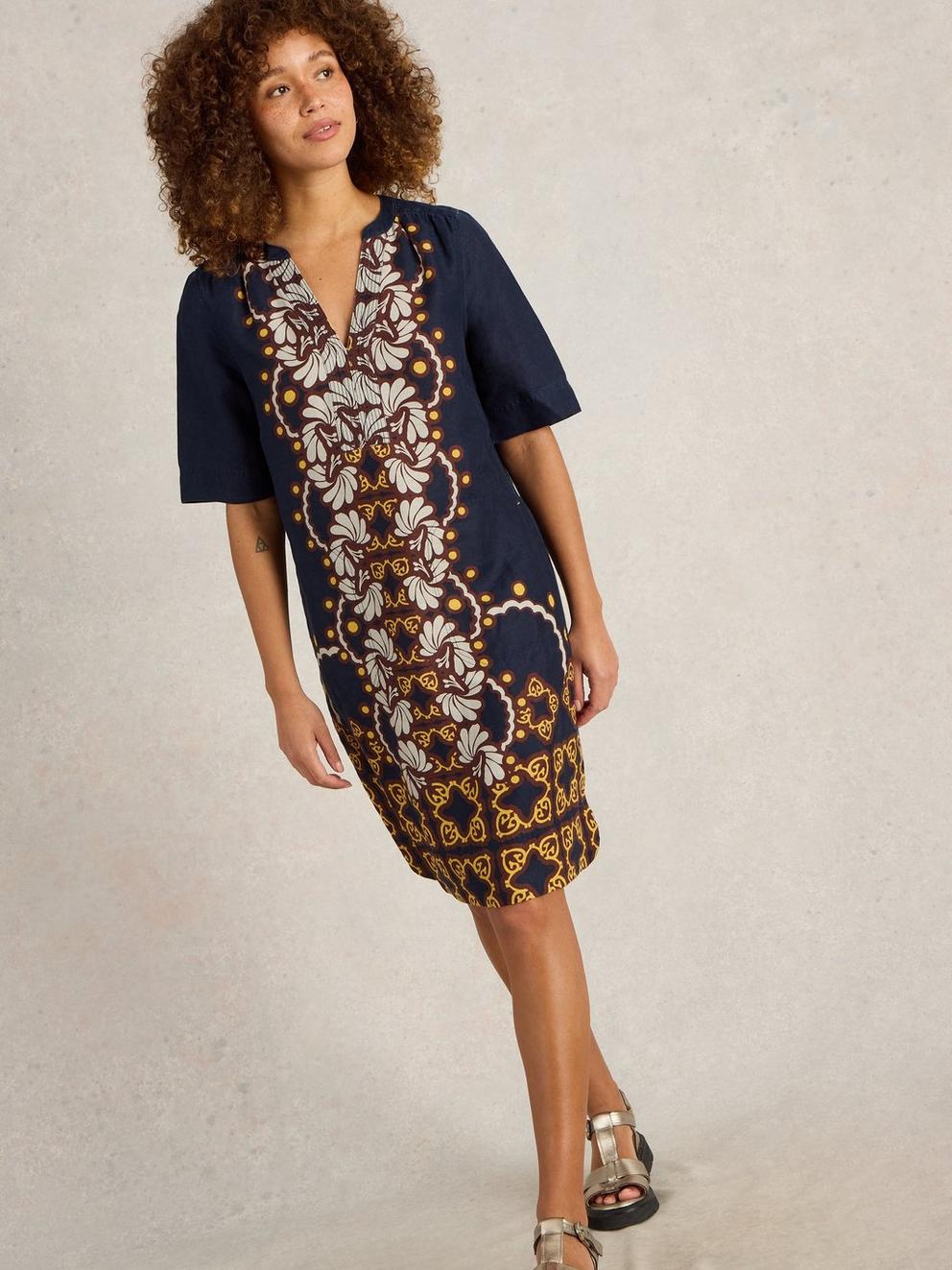 June Short Sleeve Linen Dress in NAVY MULTI - MODEL DETAIL
