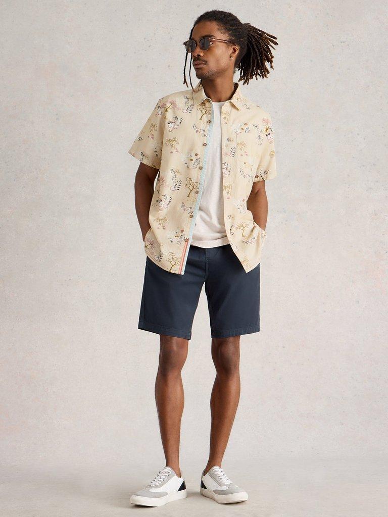 Finsbury Kyoto Printed Shirt in NAT PR - MODEL FRONT
