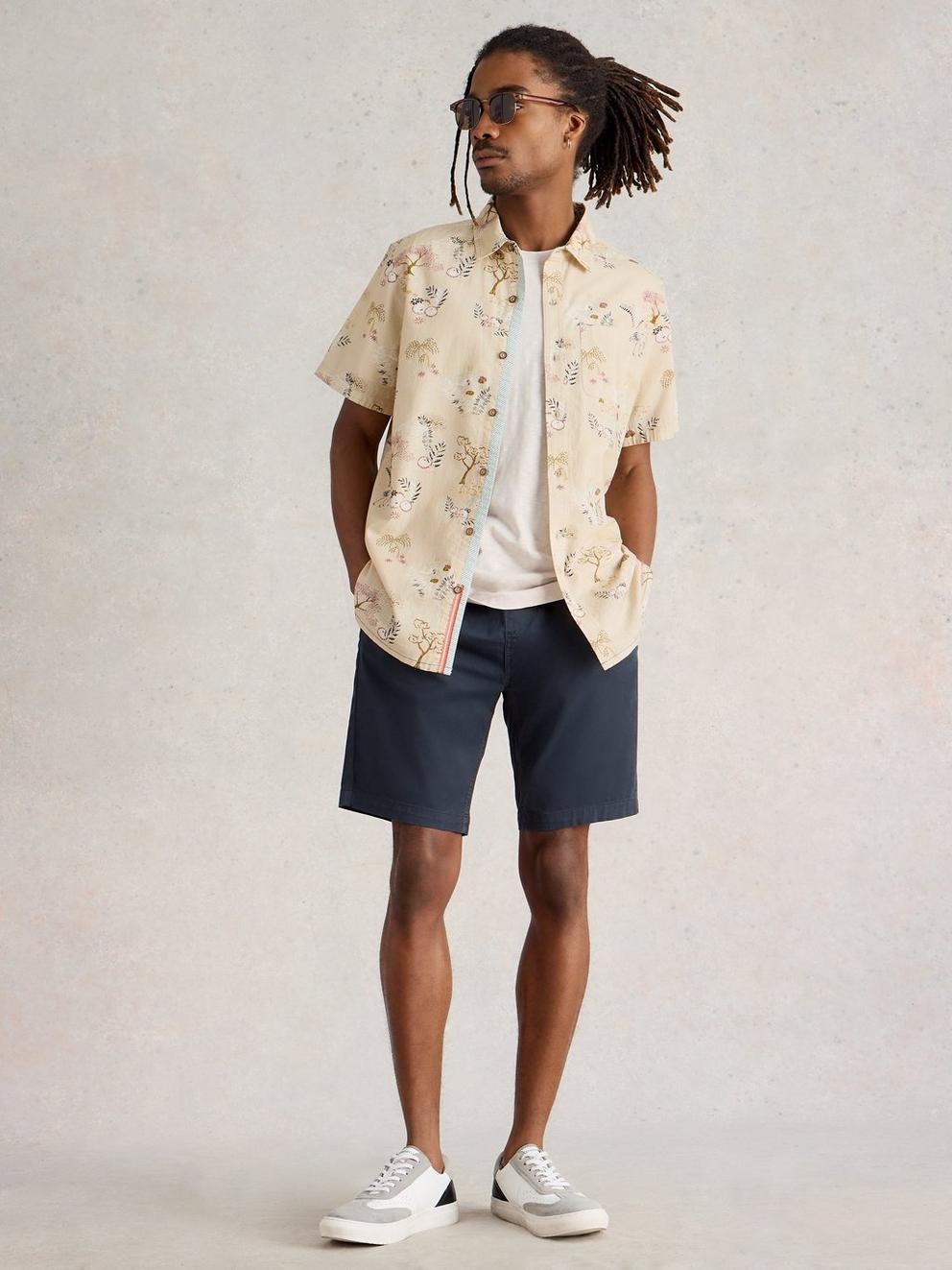 Finsbury Kyoto Printed Shirt in NAT PR - MODEL FRONT