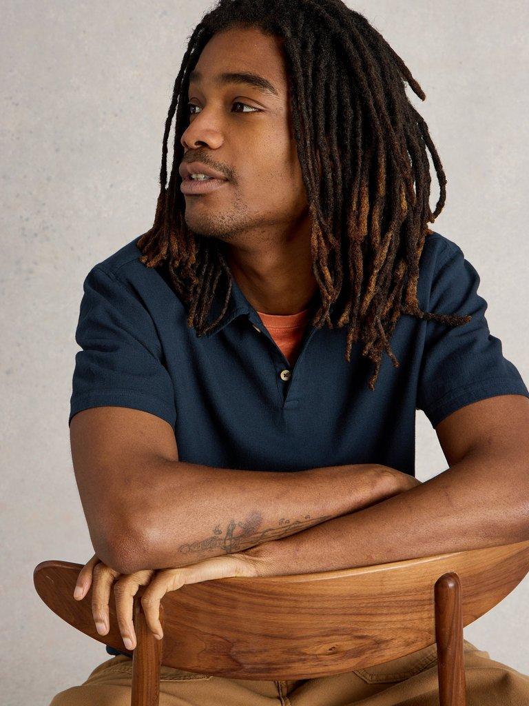 Anderby Woven Polo in DARK NAVY - LIFESTYLE
