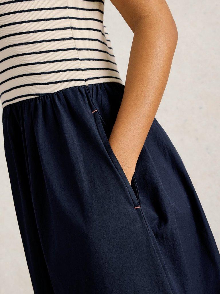 Shay Poplin Midi Dress  in DARK NAVY - MODEL DETAIL
