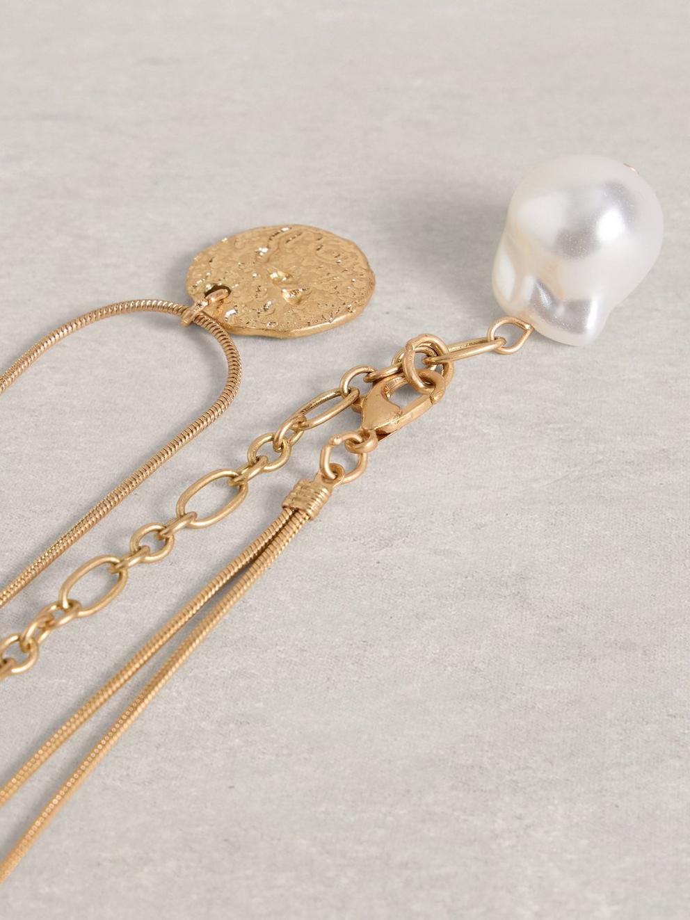 Pearl Pendant Layered Necklace in GLD TN MET - FLAT DETAIL