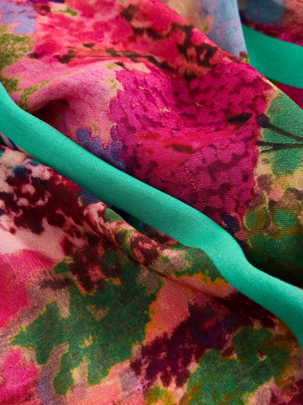 Sophie Printed Scarf in PINK PR - FLAT DETAIL