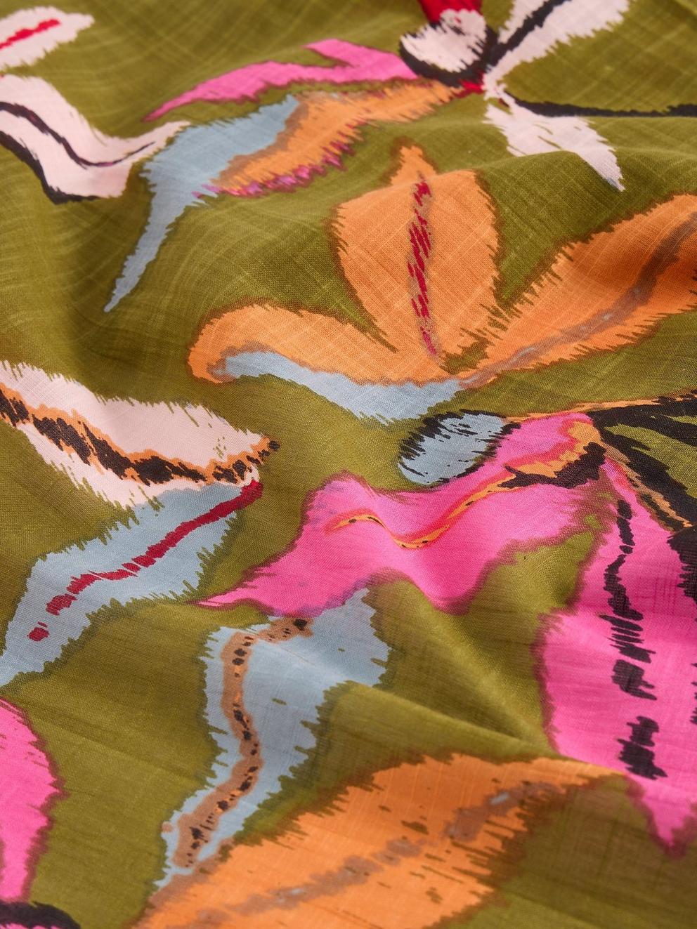 Callie Printed Scarf in GREEN MLT - FLAT DETAIL