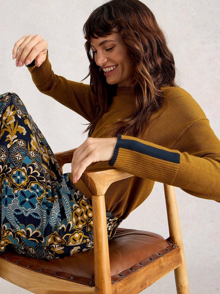 OLIVE LONG SLEEVE CREW NECK JUMPER in DK CHART - LIFESTYLE