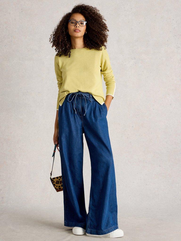 OLIVE LONG SLEEVE CREW NECK JUMPER in LGT YELLOW - MODEL FRONT