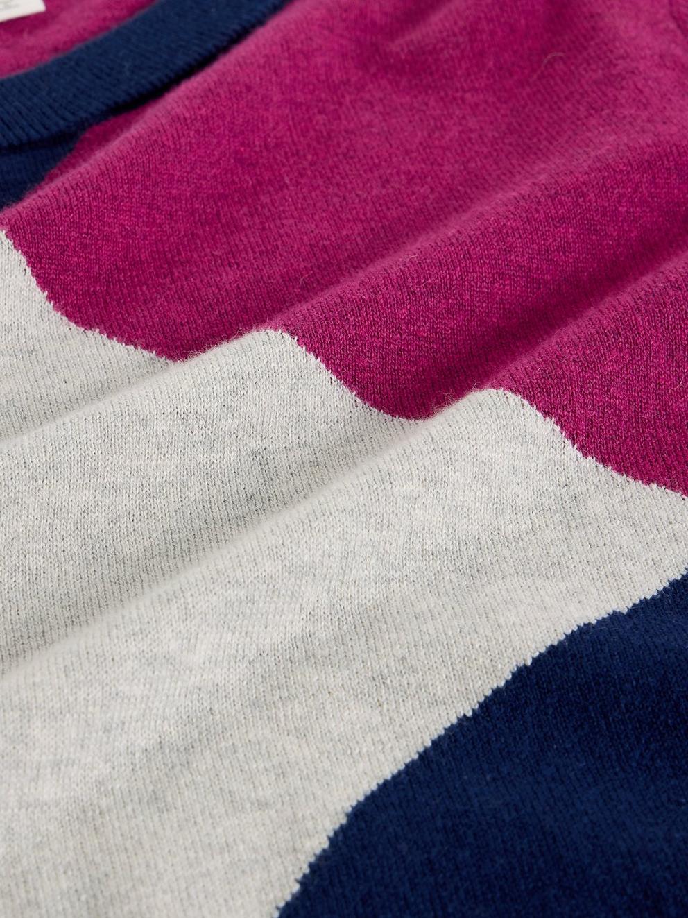 KATIE ABSTRACT JUMPER in NAVY MULTI - FLAT DETAIL