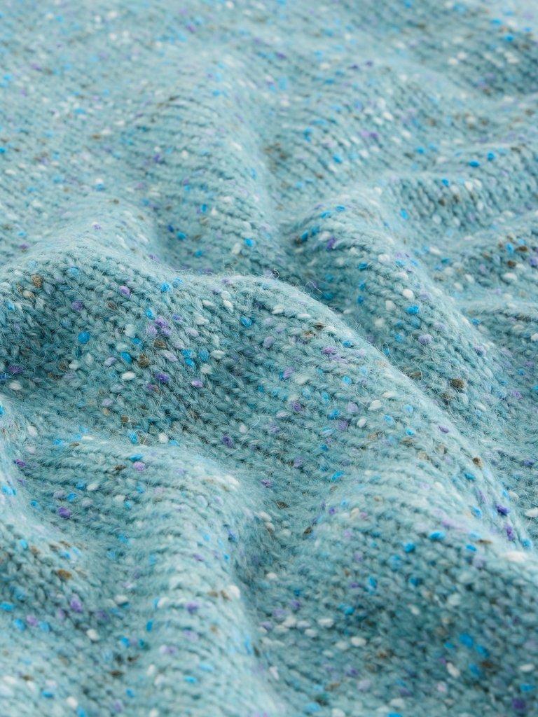 TEXTURE  V NECK in MID BLUE - FLAT DETAIL