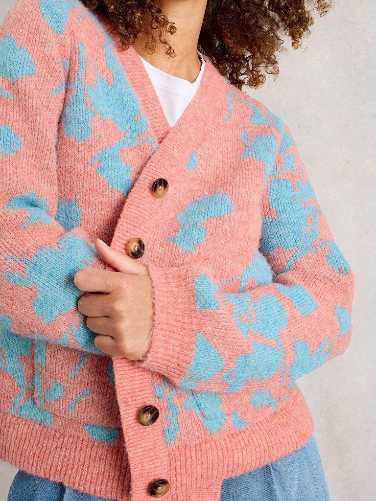 JENNY FLORAL CARDI in CORAL MLT - LIFESTYLE