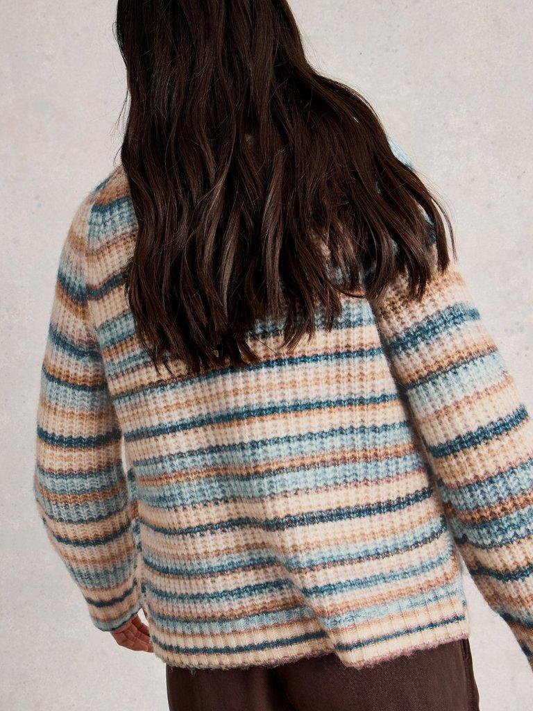 SUZANNA CREW CARDI in BLUE MLT - MODEL BACK