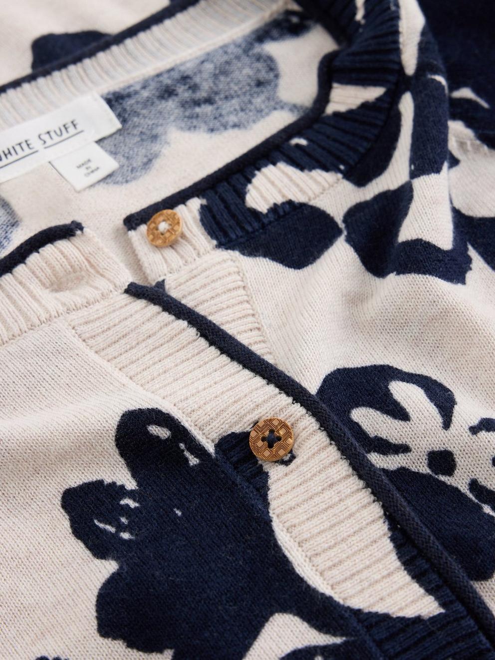 LULU PRINT CARDI in NAT MLT - FLAT DETAIL