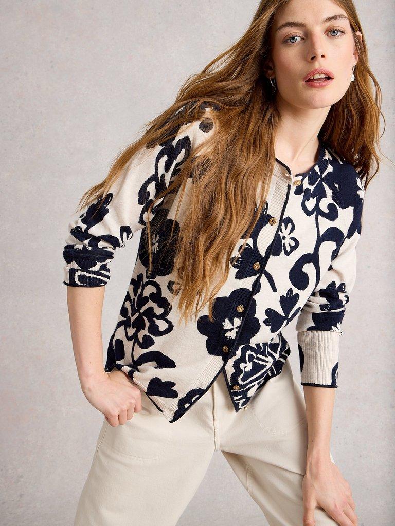 LULU PRINT CARDI in NAT MLT - MODEL DETAIL