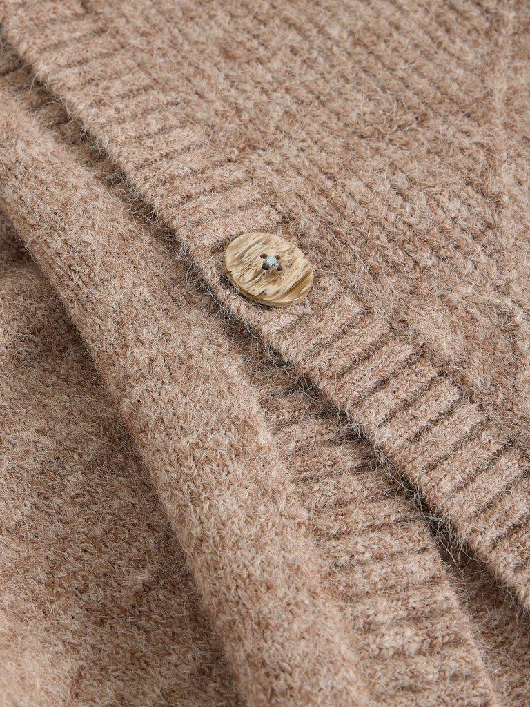 Diamond Stitch Poncho in LGT NAT - FLAT DETAIL