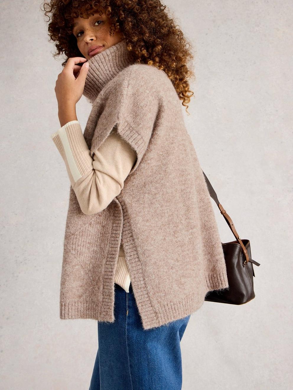 Diamond Stitch Poncho in LGT NAT - MODEL BACK
