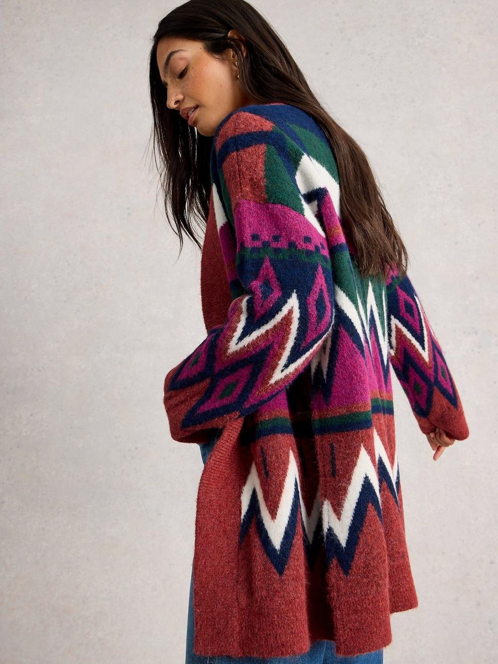 ALICE ABSTRACT CARDI in PLUM MLT - MODEL BACK