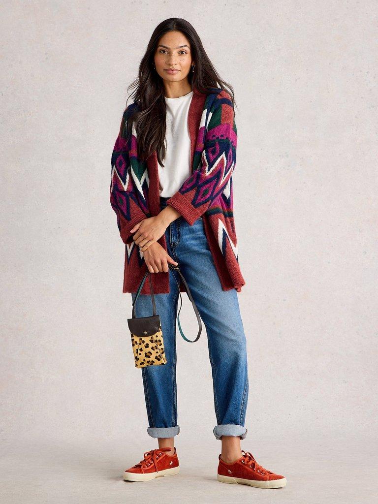 ALICE ABSTRACT CARDI in PLUM MLT - MODEL FRONT