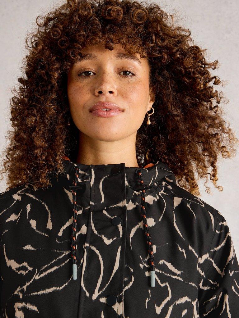 Willow Waterproof Coat in BLK PR - LIFESTYLE