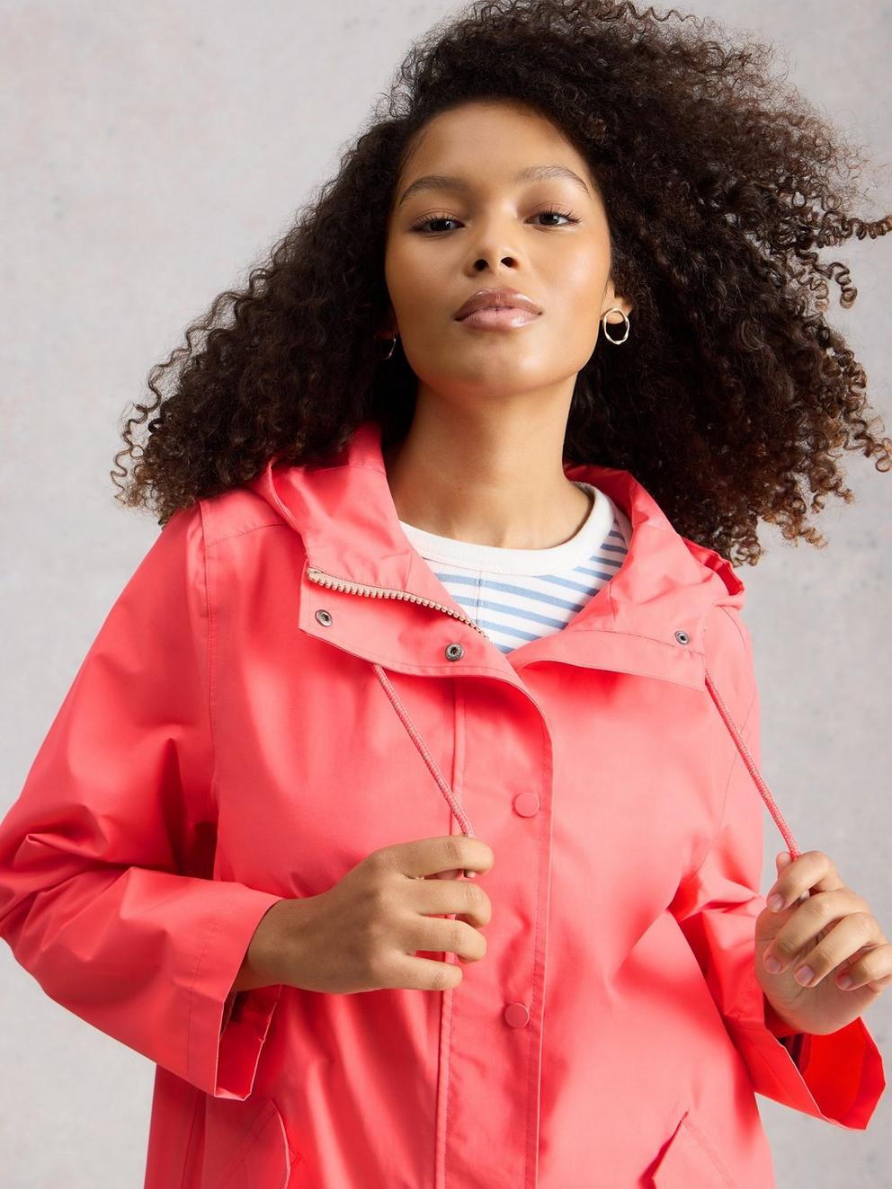 Willow Waterproof Coat in MID PINK - MODEL DETAIL
