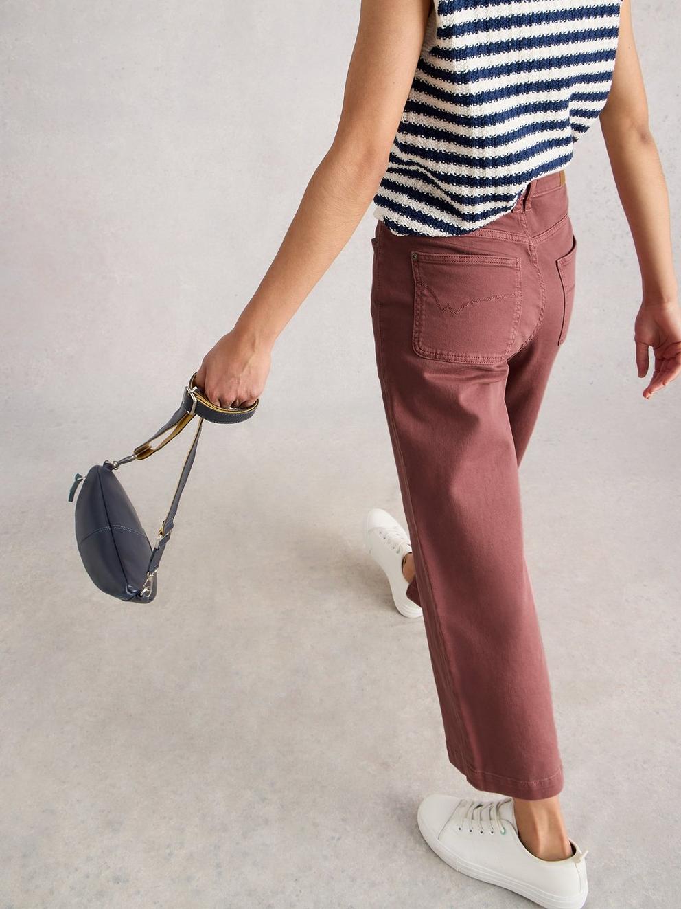 Crop Tia Wide Leg Jean in MID PINK - MODEL BACK