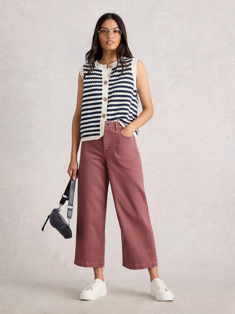 Crop Tia Wide Leg Jean in MID PINK - MODEL FRONT