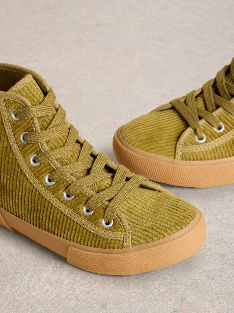 Pippa Cord HiTop Trainer in MID GREEN - FLAT DETAIL