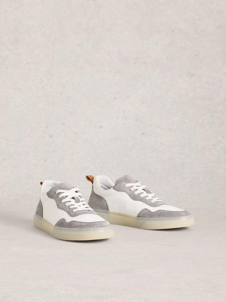 Les Leather Lace Up Sneaker in WHITE MLT - FLAT FRONT