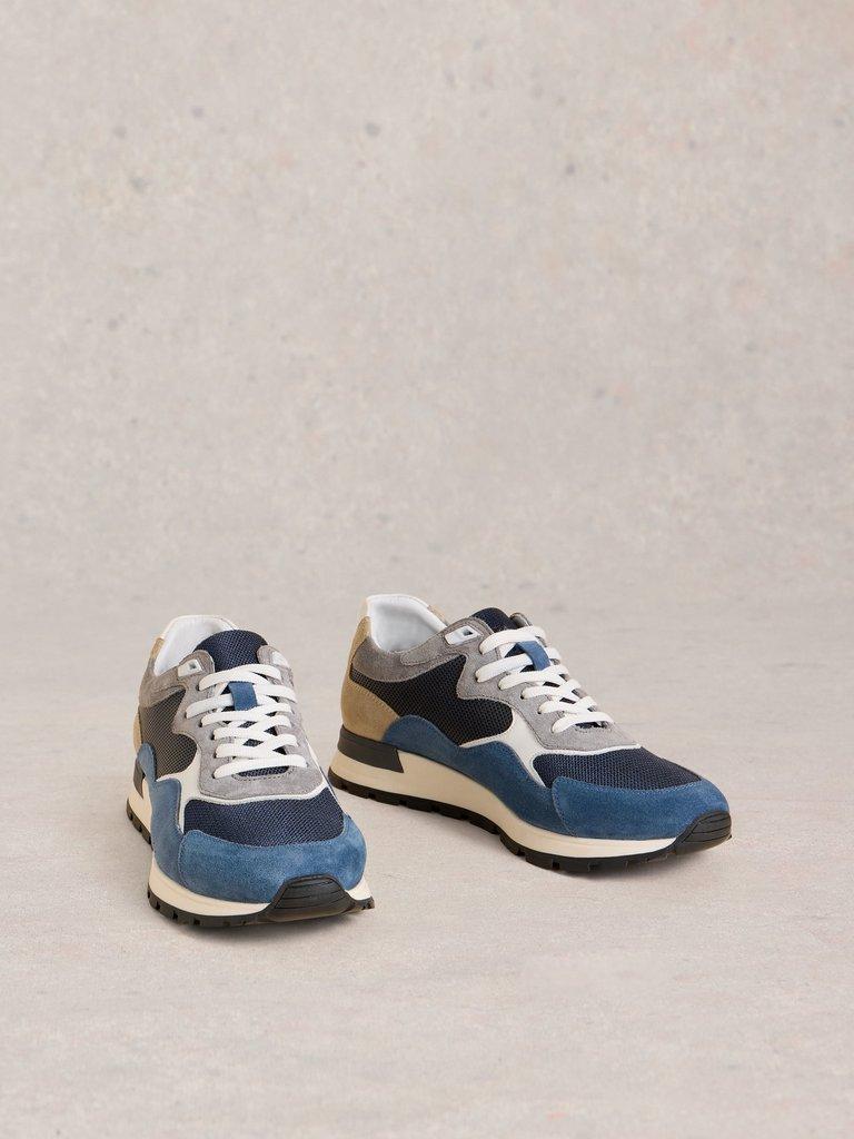 Ricky Retro Runner in NAVY MULTI - FLAT FRONT