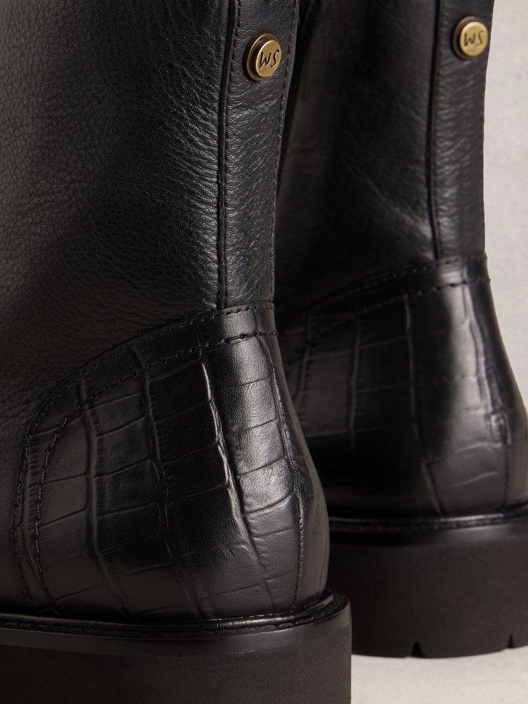 Darcey Lace Up Boot in PURE BLK - FLAT DETAIL