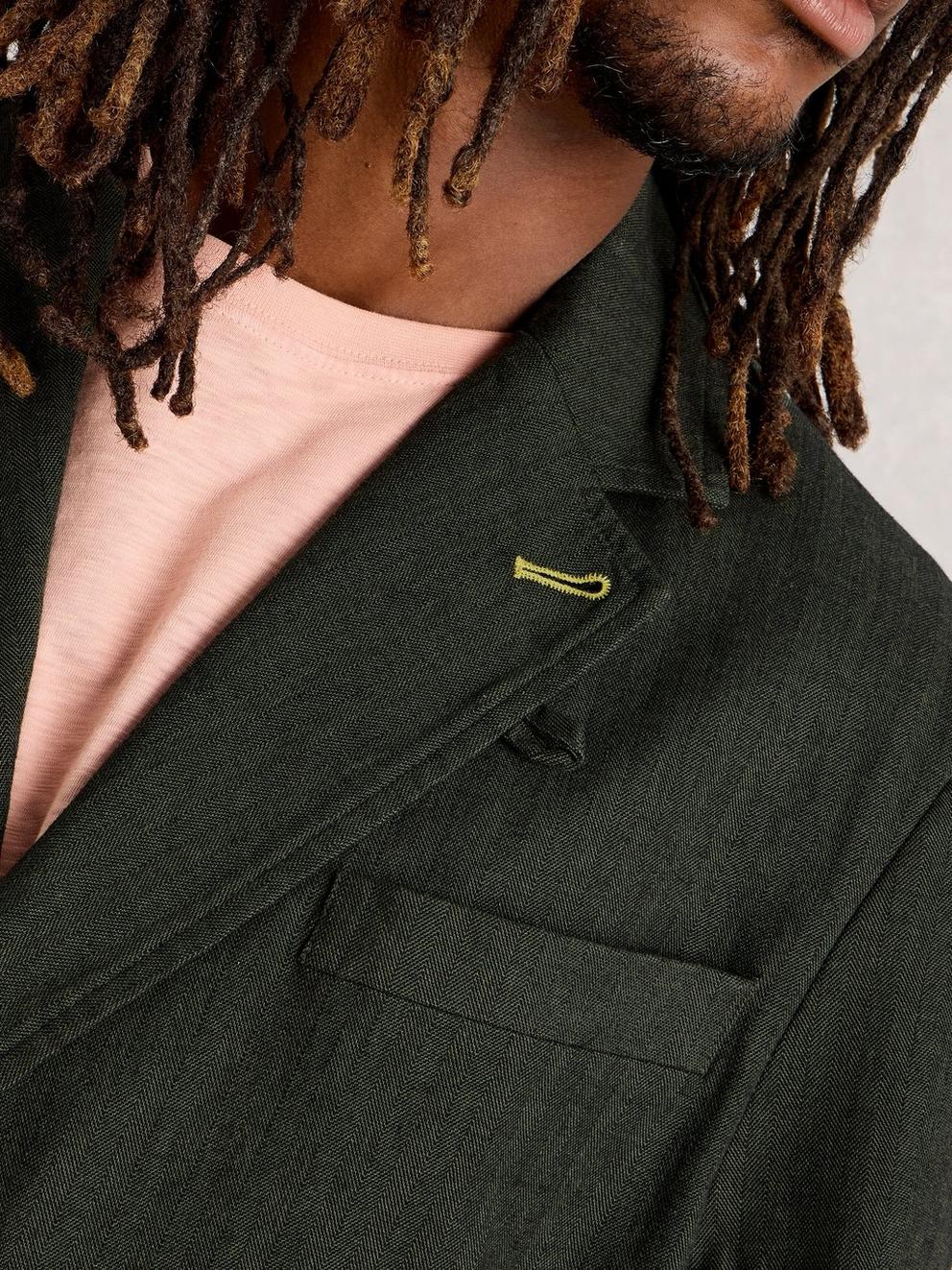 Herringbone Blazer in KHAKI GRN - MODEL DETAIL