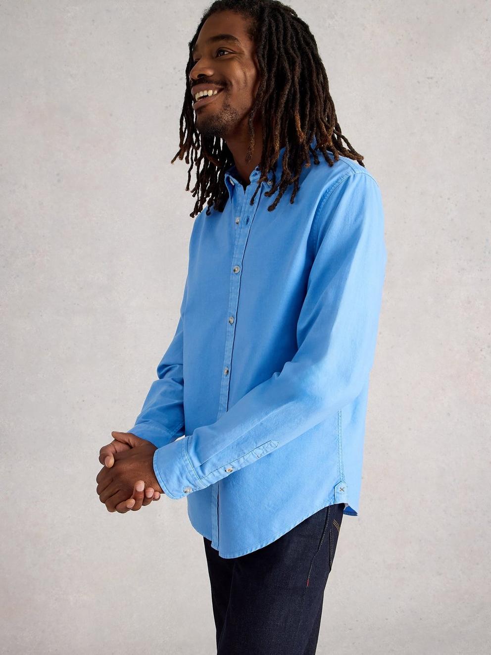 Bruton Oxford Long Sleeve Shirt in LGT BLUE - LIFESTYLE