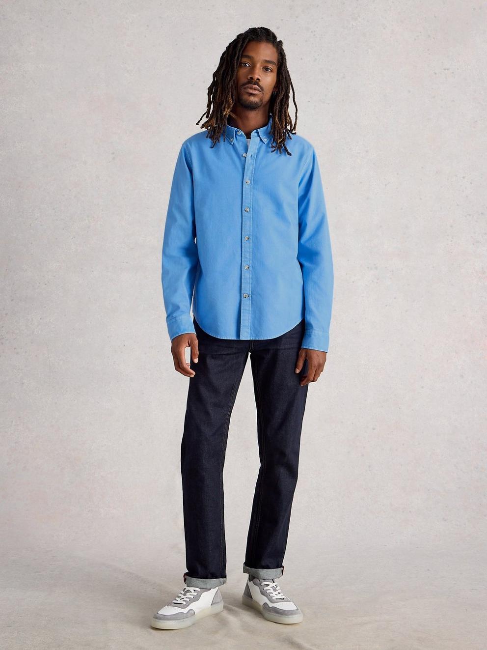 Bruton Oxford Long Sleeve Shirt in LGT BLUE - MODEL FRONT