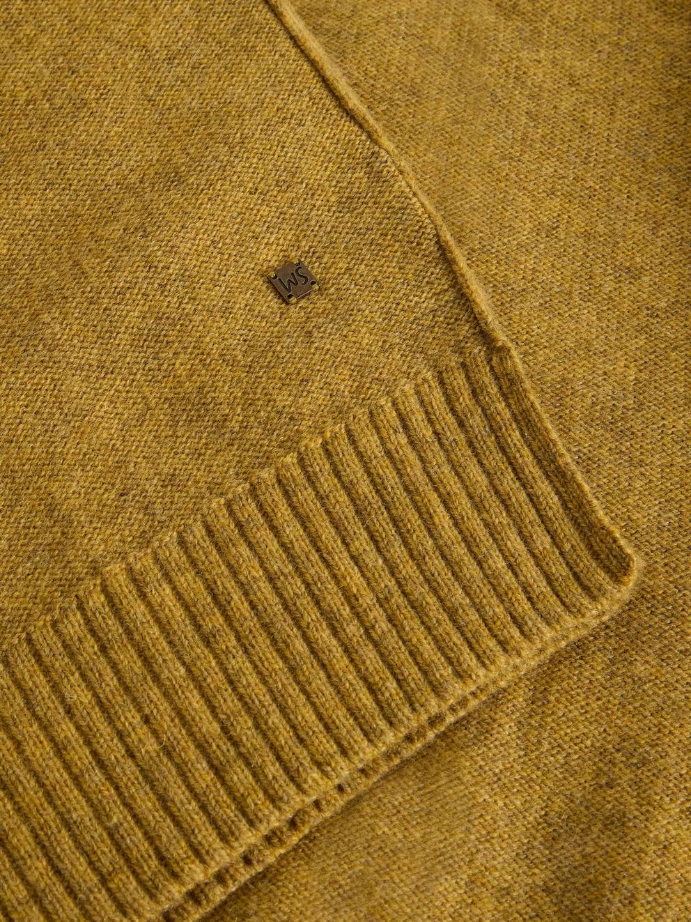 Milton Lambswool Crew in MID YELLOW - FLAT DETAIL