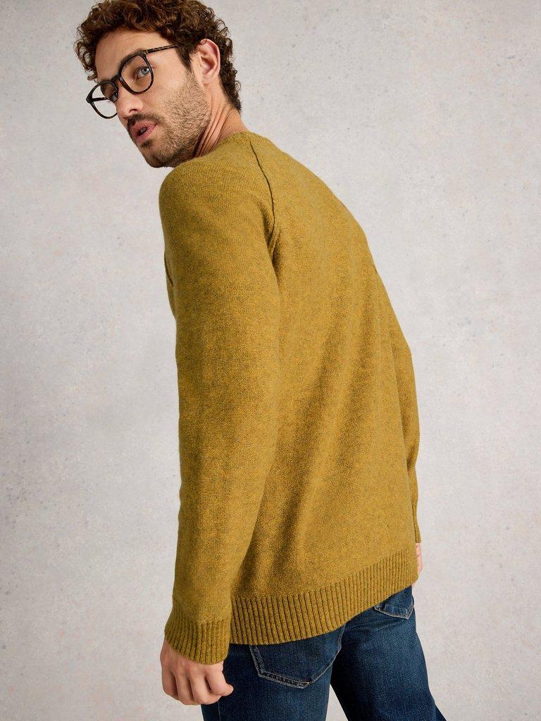 Milton Lambswool Crew in MID YELLOW - MODEL BACK